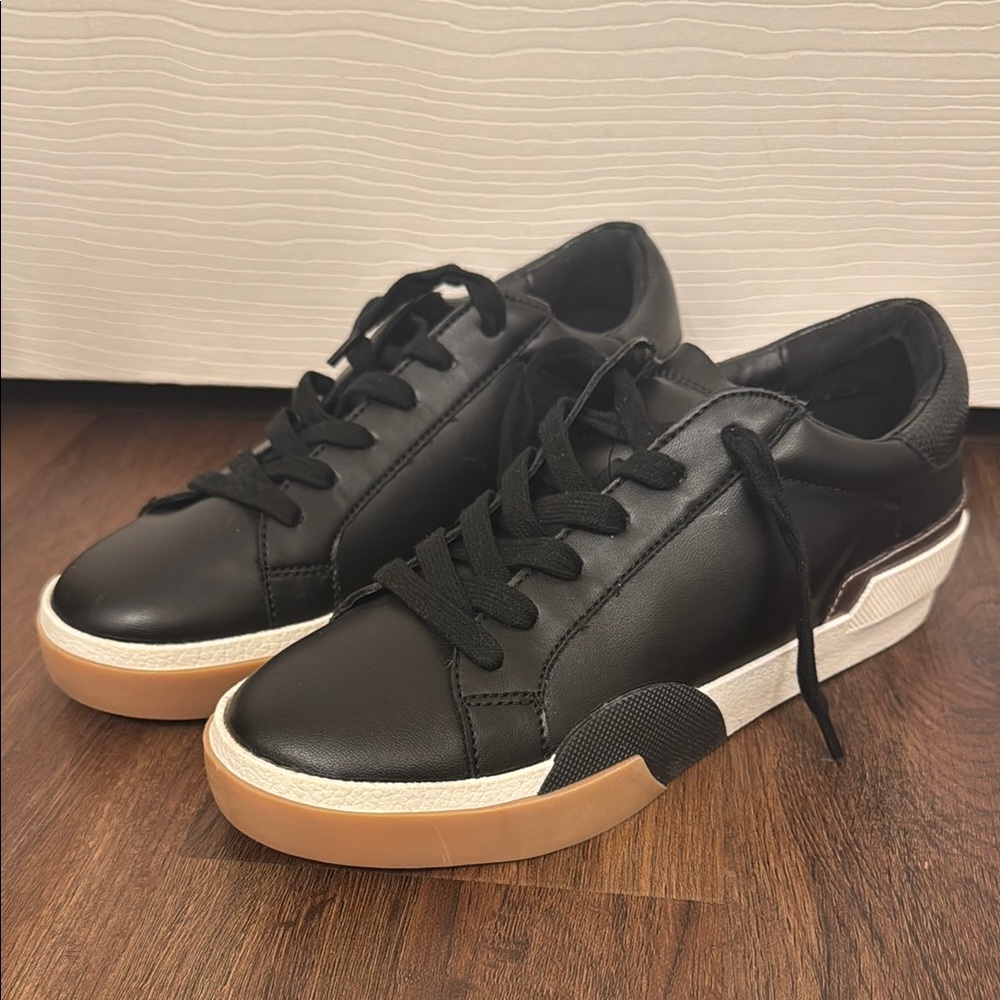 Dolce Vita Harryson Black and White Sneakers